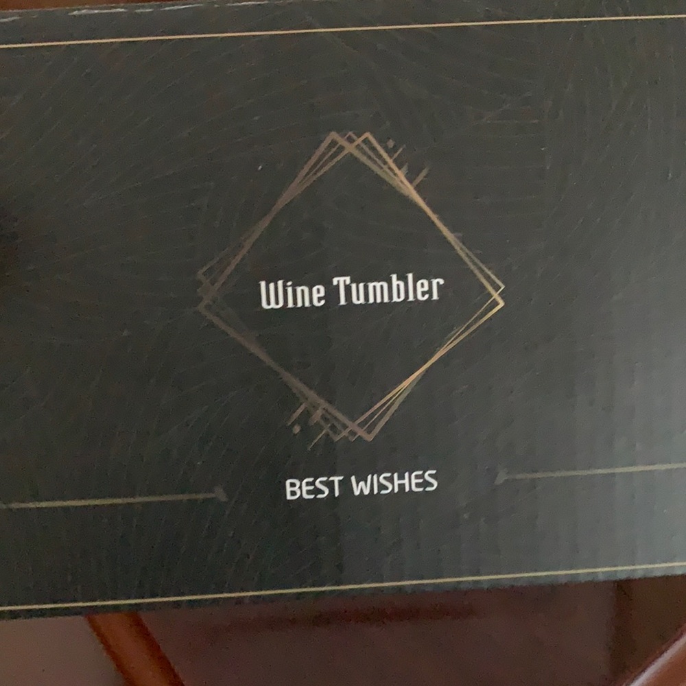 NIB His and her wedding planning cups - Picture 3 of 3